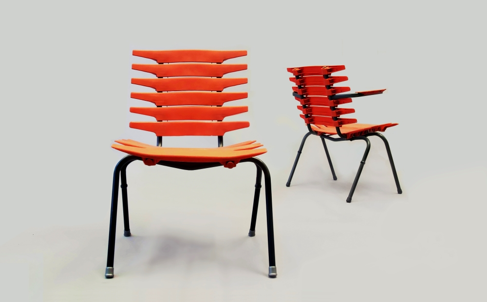 Kho Liang Ie and Jan Ruigrok, patio chair 505 without armrests and 515 with armrests, 1960, prod. C.A. Ruigrok Industrie N.V. (CAR). Coll. Architecture and the Built Environment Department, TU Delft.