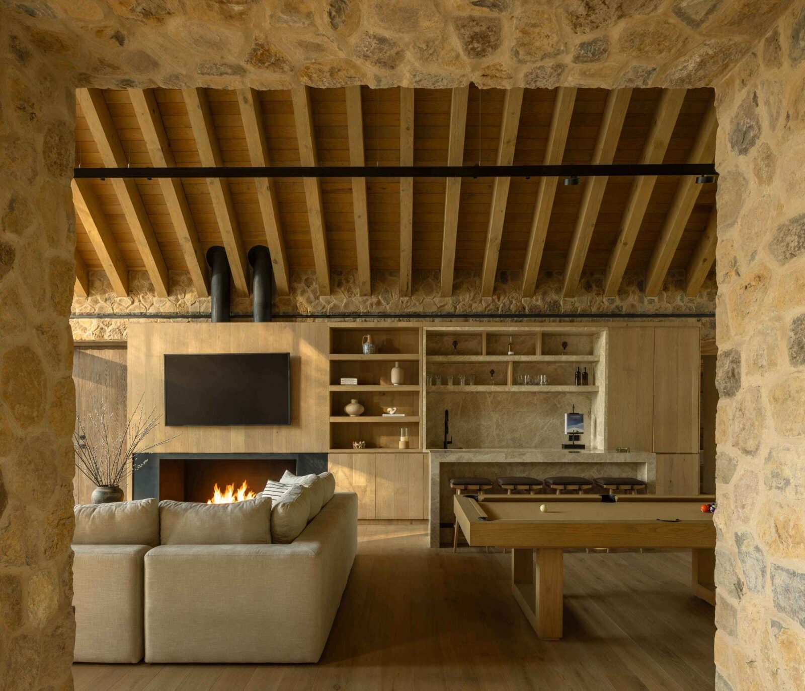 Casa de al Lado by Chain + Siman