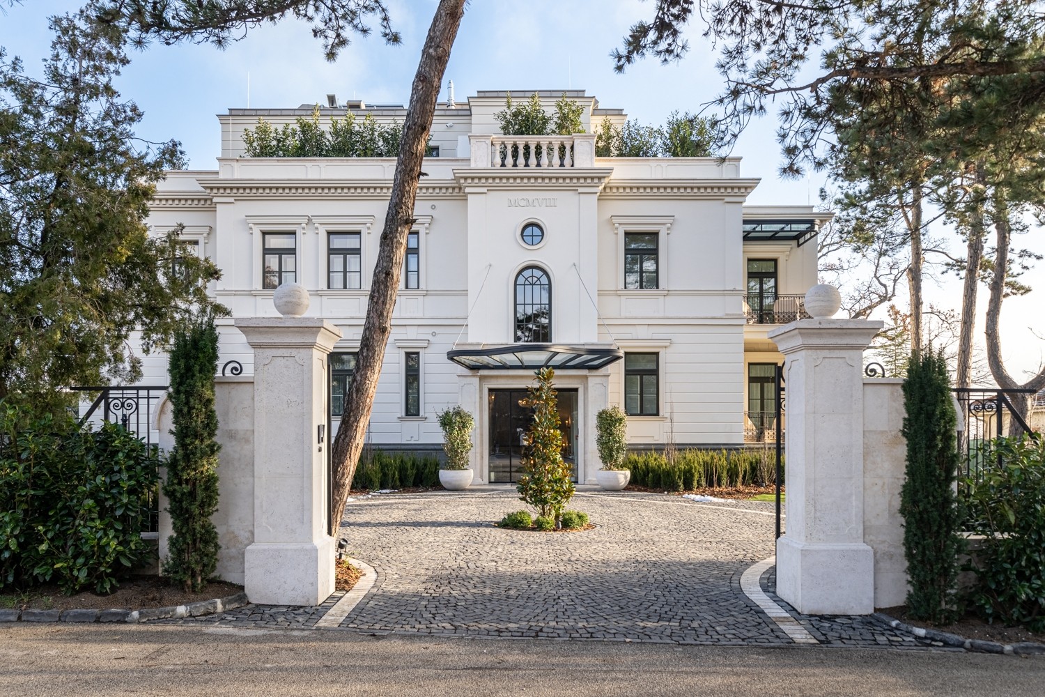 Petit Bois Hotel Balatonfüred by Eszter Radnóczy