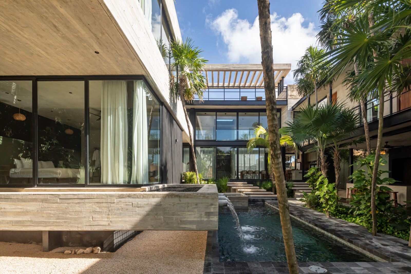 Casa Vihara by Di Frenna Arquitectos