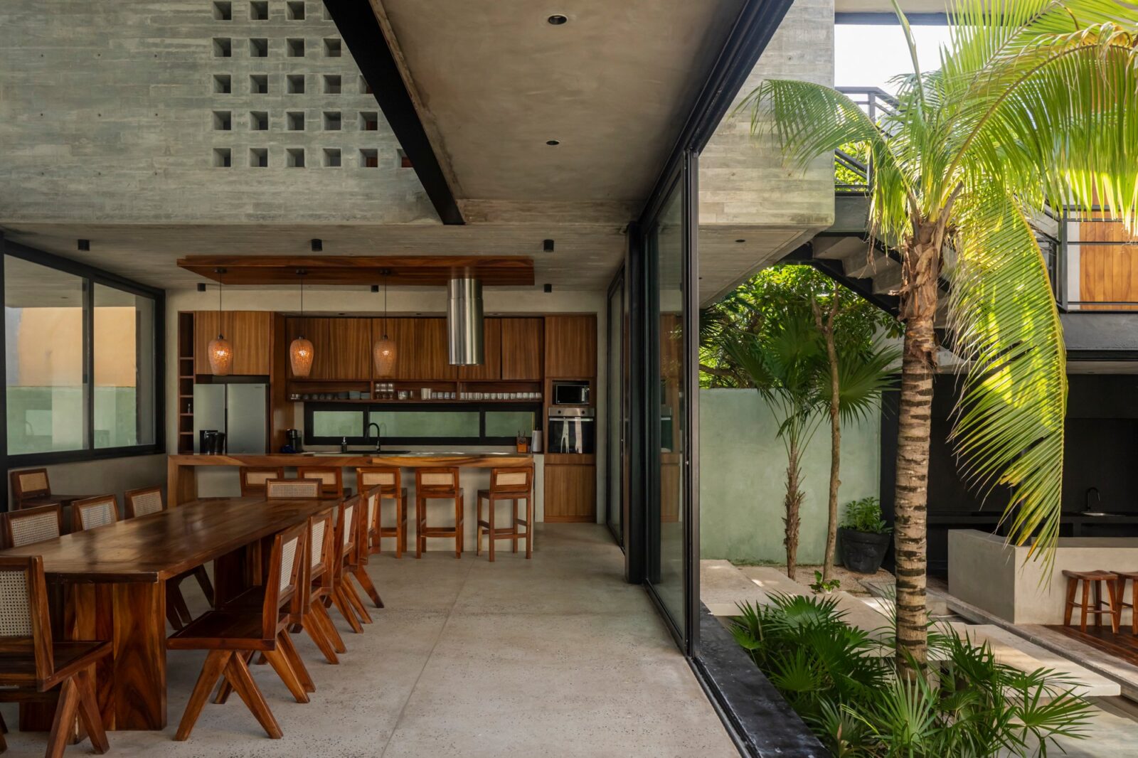 Casa Vihara by Di Frenna Arquitectos