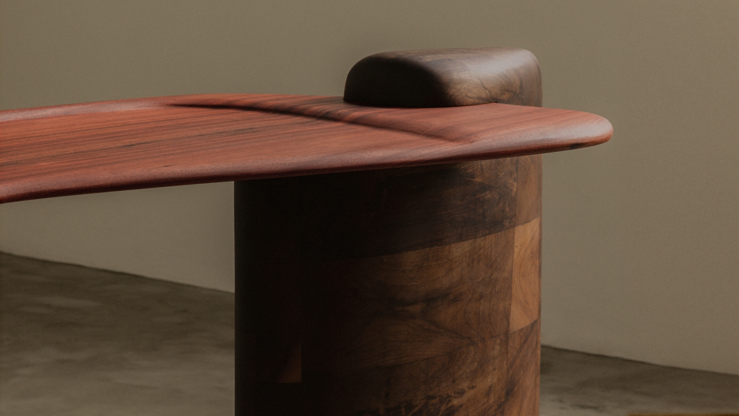 AURA CONSOLE, detail