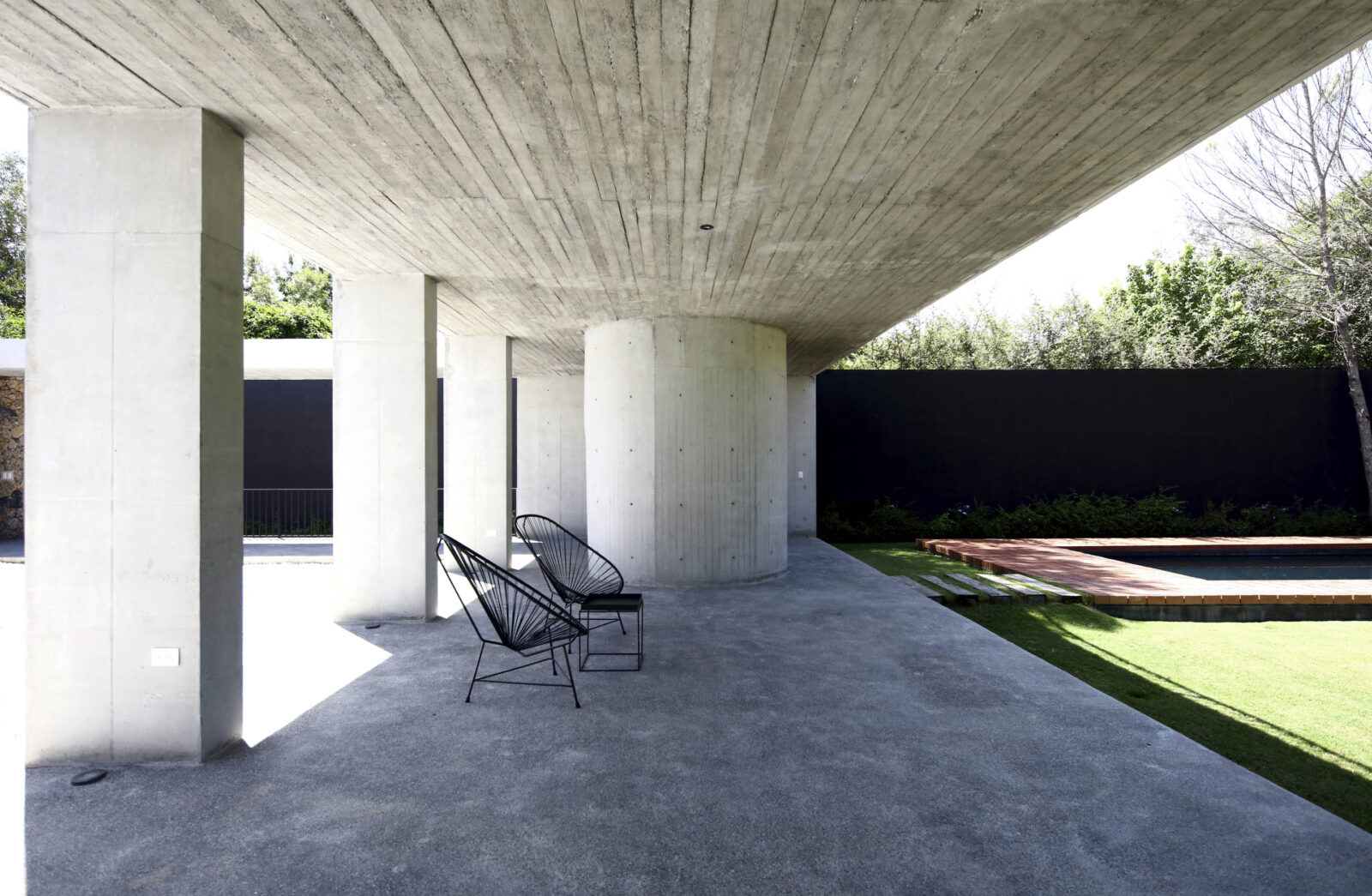 House in Santiago by S-AR