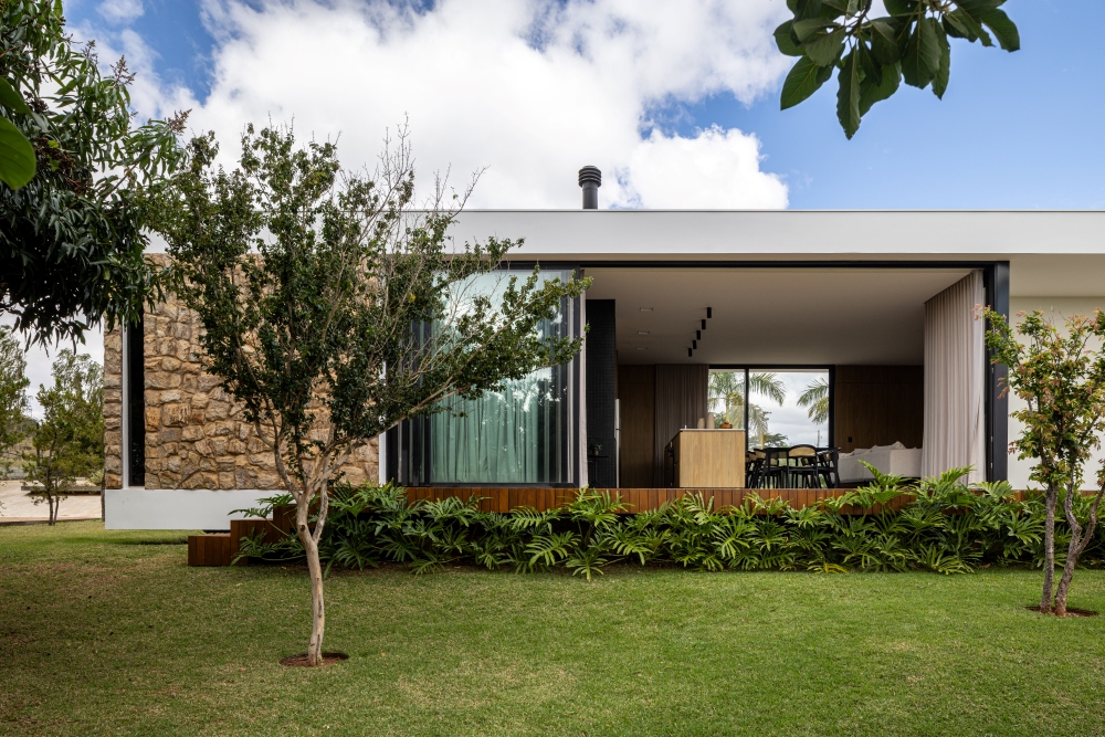 FL country house front