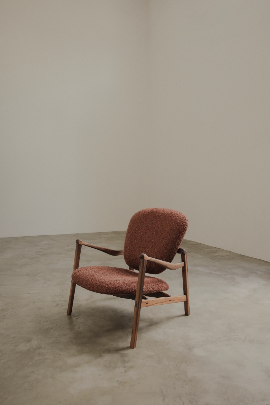 SERENA ARMCHAIR front