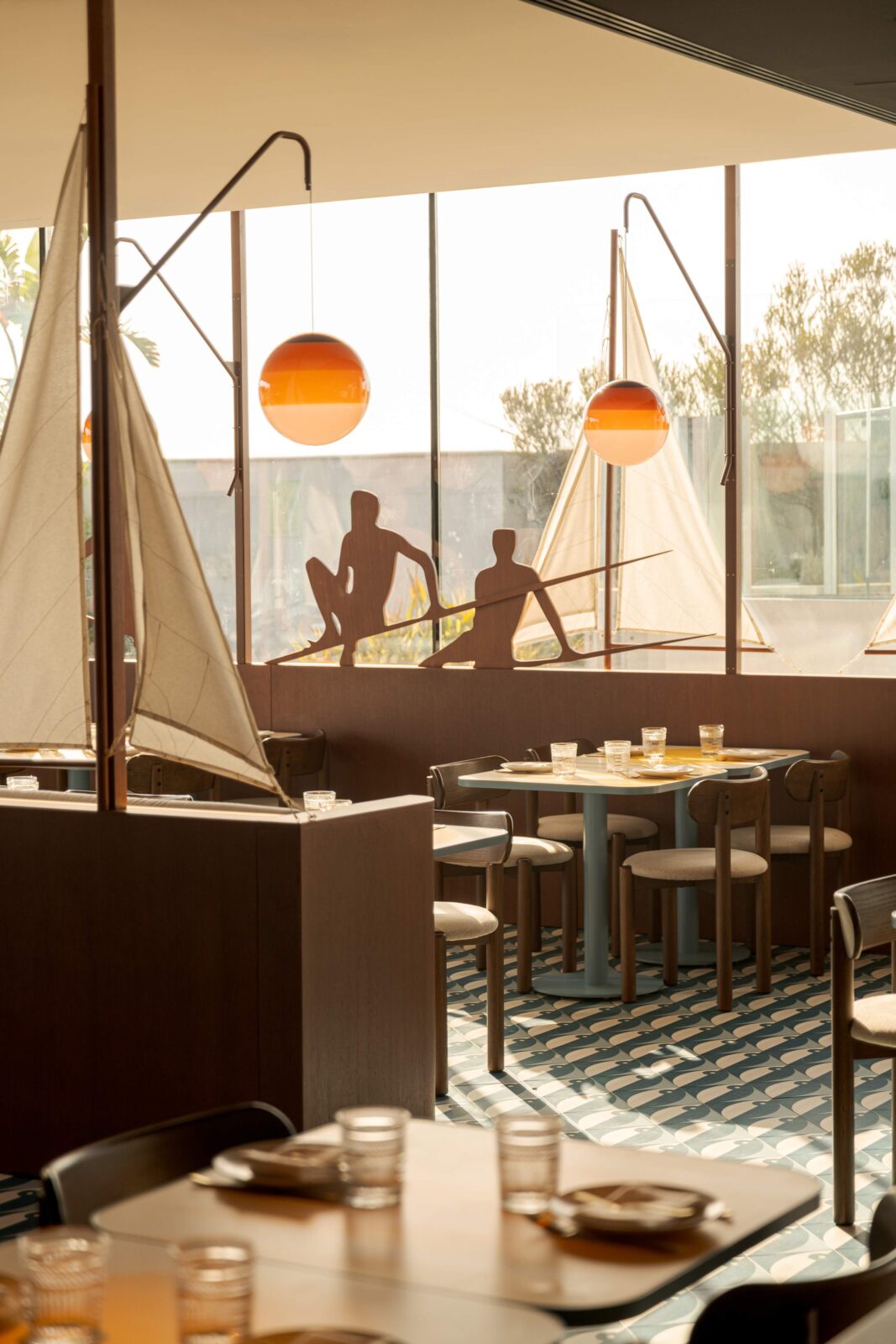 El Mar restaurant by Cateto Cateto