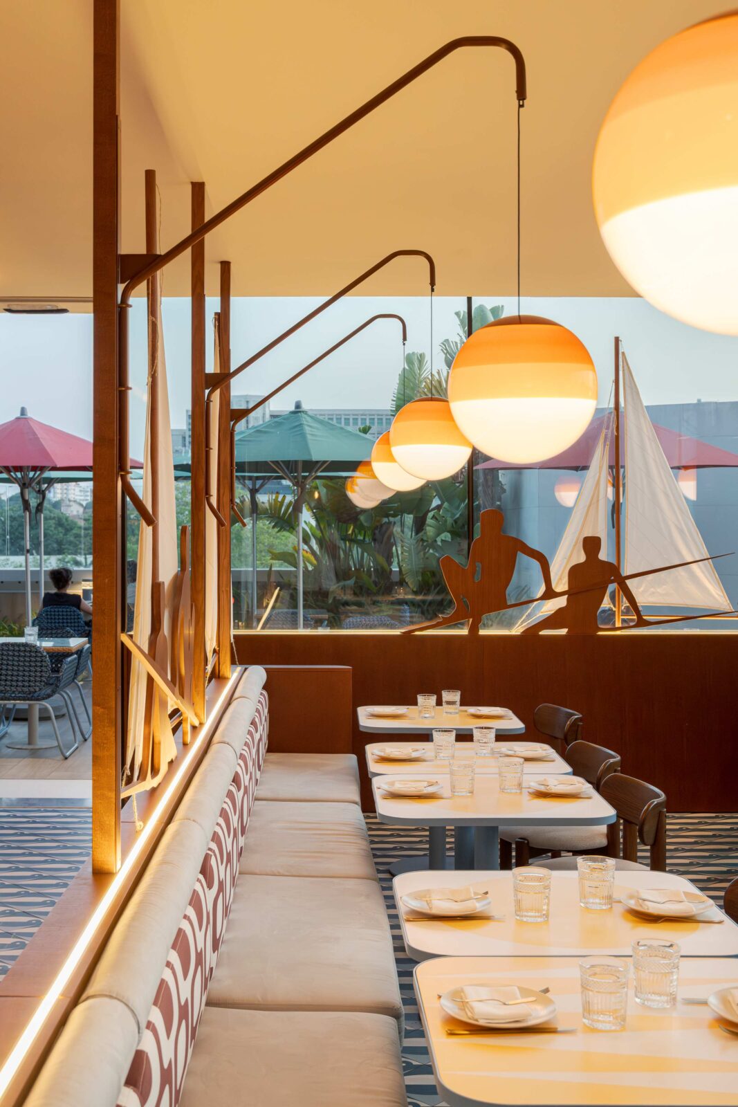 El Mar restaurant by Cateto Cateto