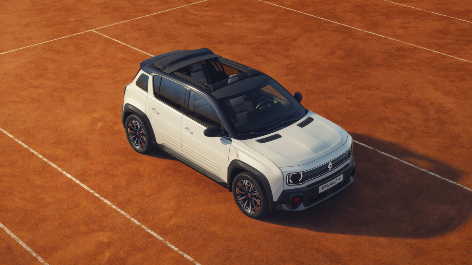 Renault 4 Roland-Garros E-Tech electric Show-car