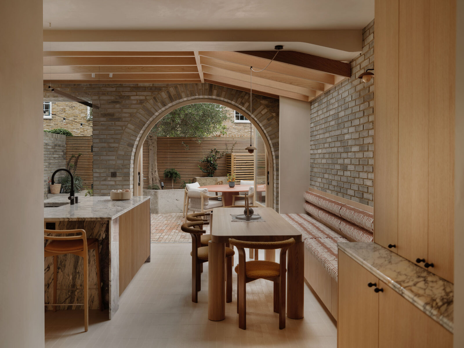Islington House by Hamish Vincent Design and Architecture for London