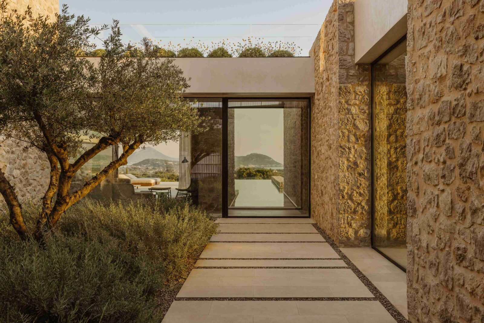 Southwand House by K-Studio