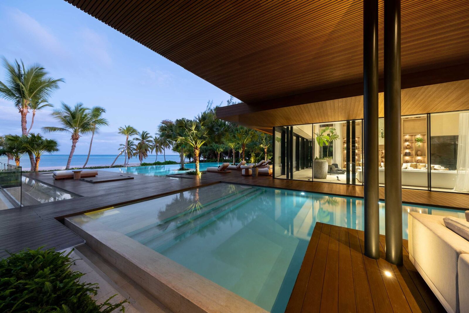 Casa del Mar by Alejandro Acebal