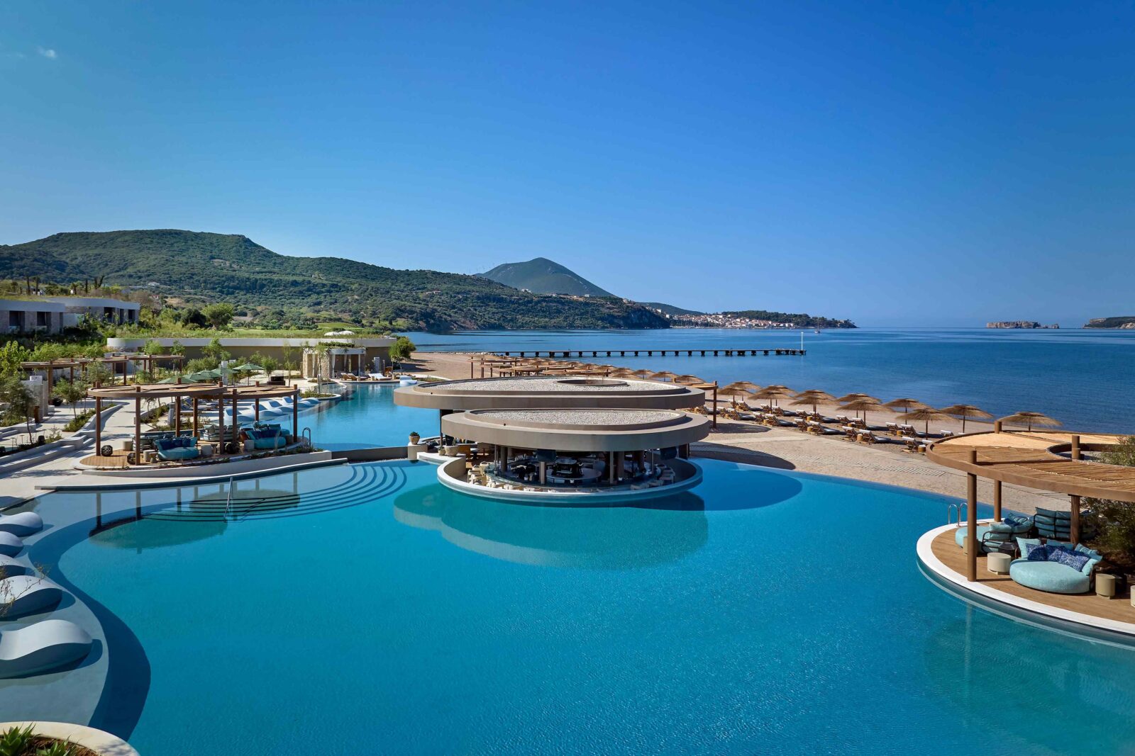 Mandarin Oriental Costa Navarino by Coopers Hill Limited, Tombazis & Associates Architects & K-Studio
