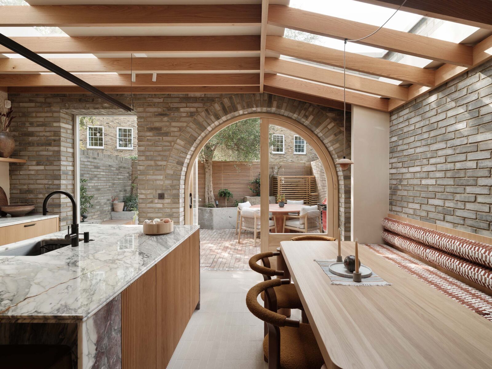 Islington House by Hamish Vincent Design and Architecture for London