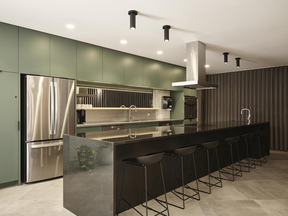 Cloria Beloeil retirement home kitchen