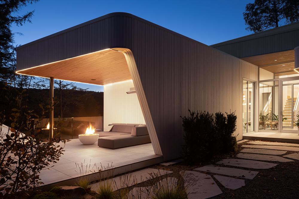 The Albatross - A Modern Family Retreat in Quebec by MU Architecture