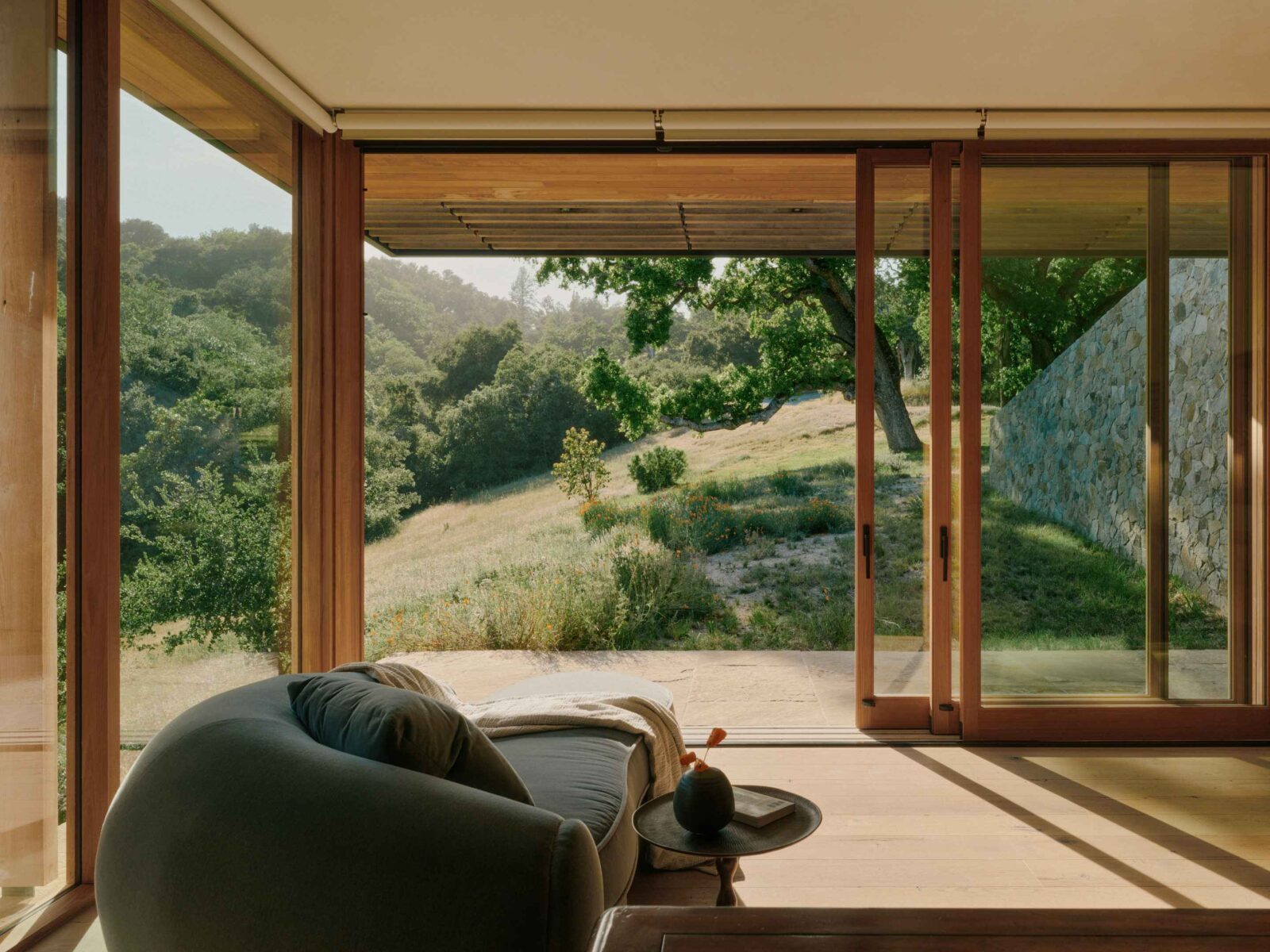 Stone Villa by Feldman Architecture