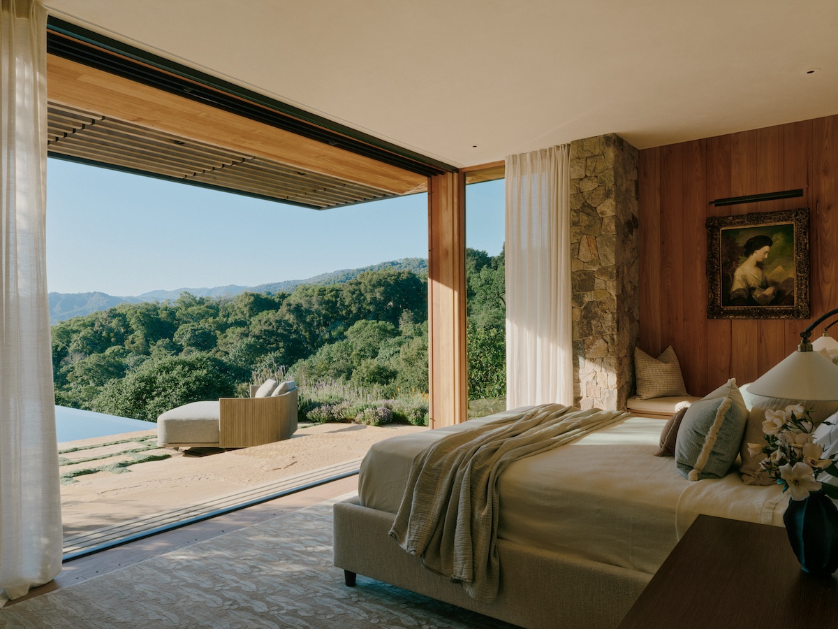 Stone Villa by Feldman Architecture