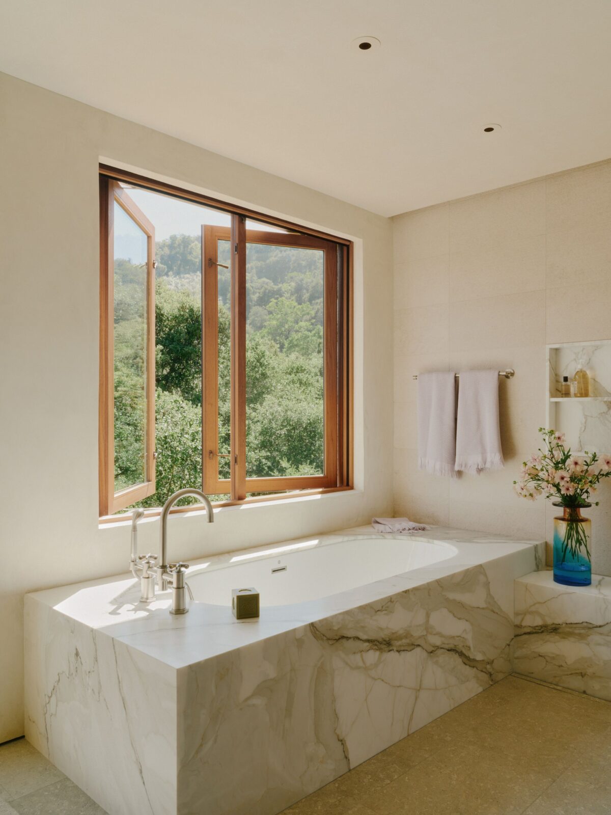 Stone Villa by Feldman Architecture