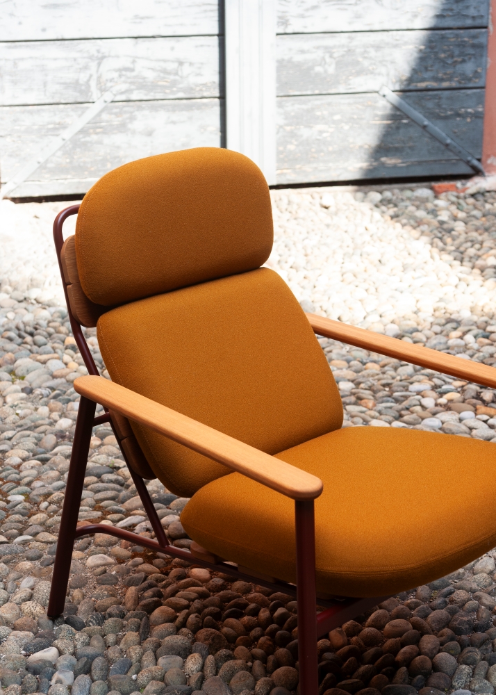 Eera upholstery