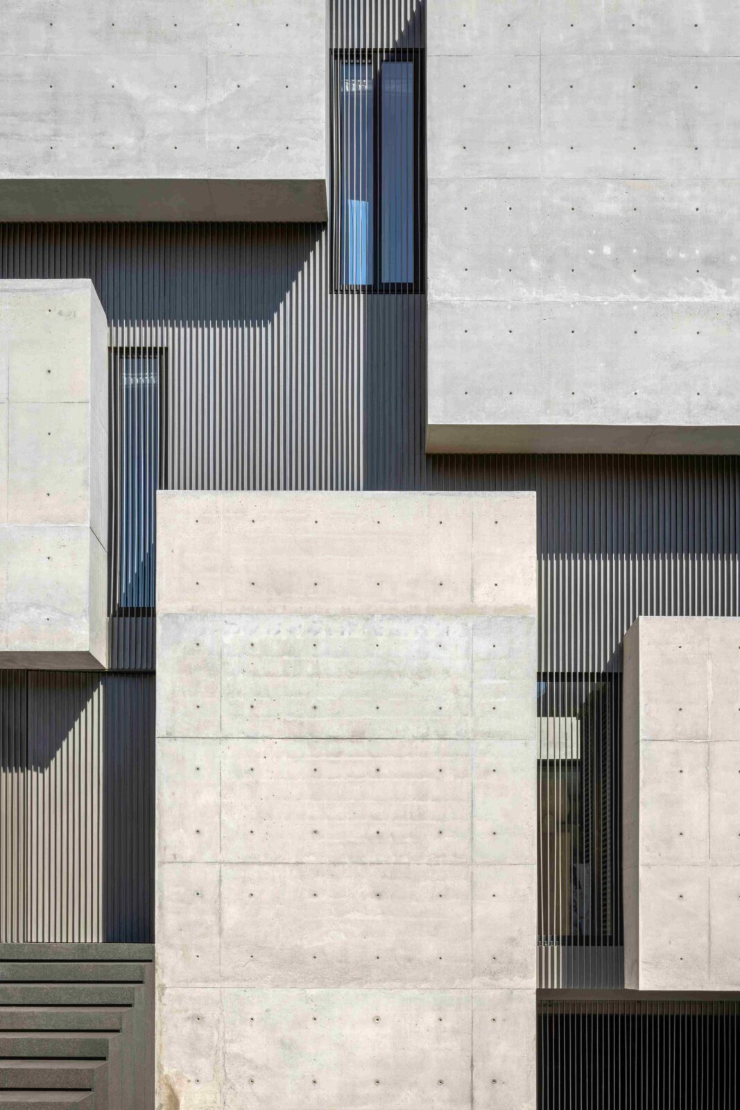 Casa Ailes by Jaime Guzmán Creative Group Photo credit: Rafael Gamo