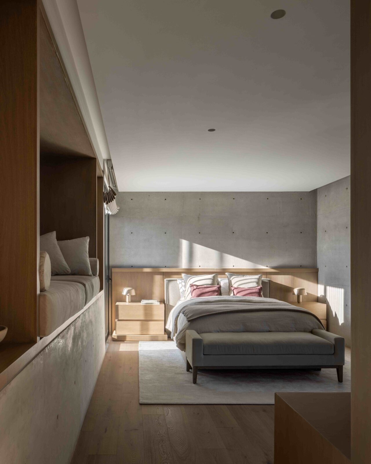 Casa Ailes by Jaime Guzmán Creative Group Photo credit: Rafael Gamo