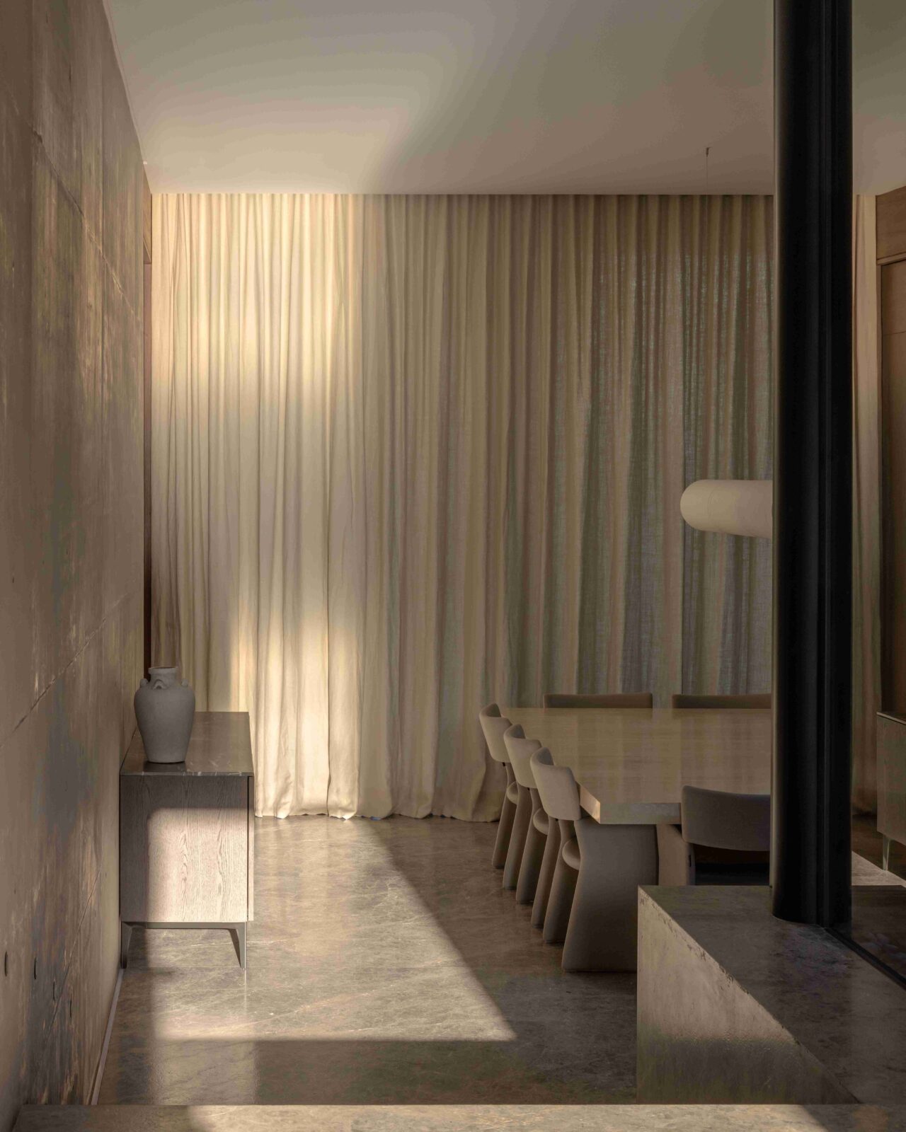 Casa Ailes by Jaime Guzmán Creative Group Photo credit: Rafael Gamo