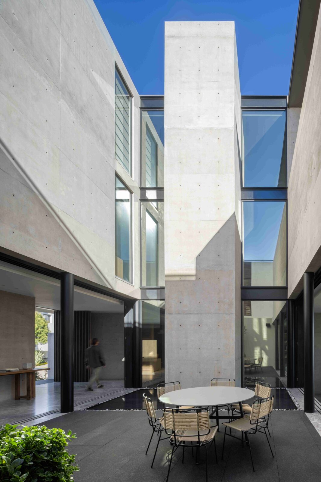 Casa Ailes by Jaime Guzmán Creative Group Photo credit: Rafael Gamo