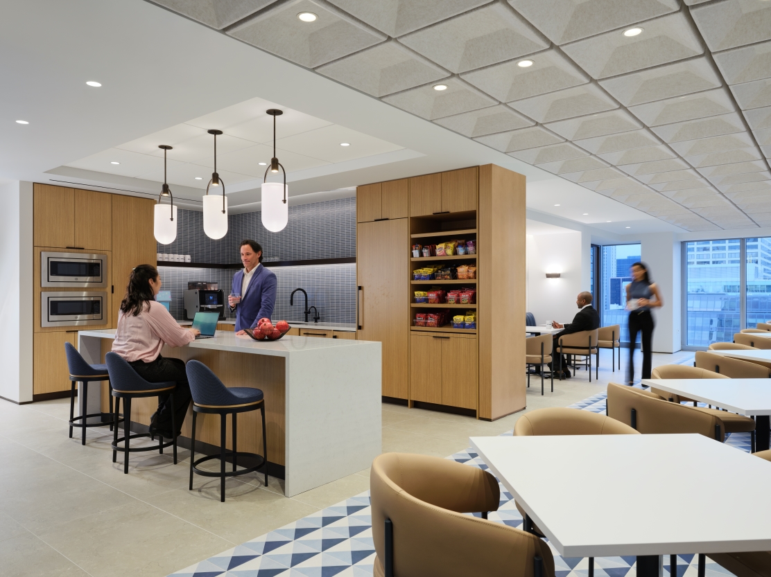 Crowell & Moring Chicago office, designed by Perkins&Will with lighting design by LOOP Lighting.