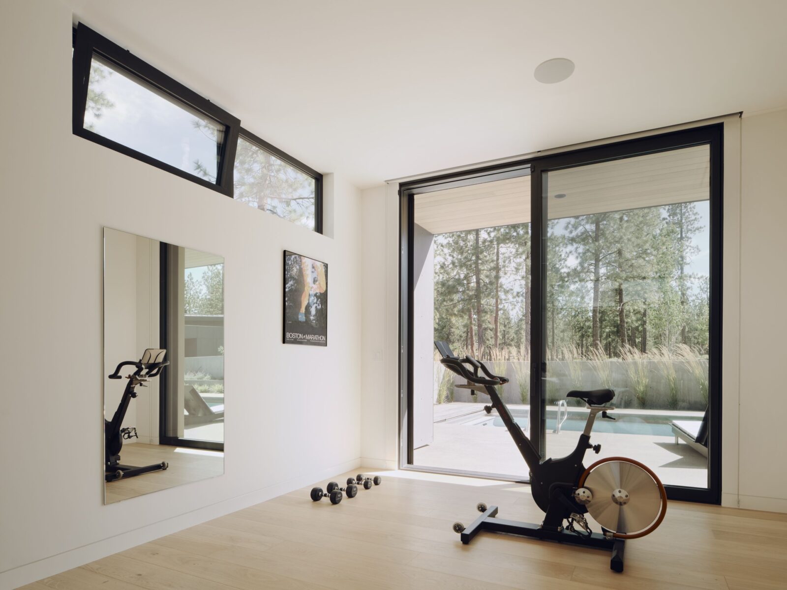 Bend Hideaway house in Oregon forest by Feldman Architecture