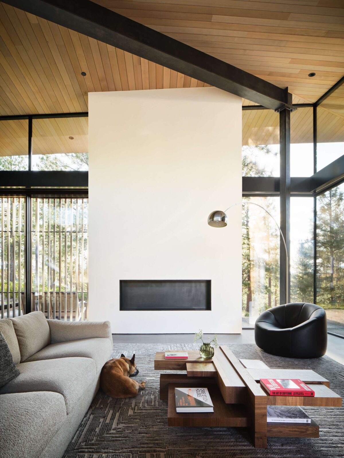 Bend Hideaway house in Oregon forest by Feldman Architecture