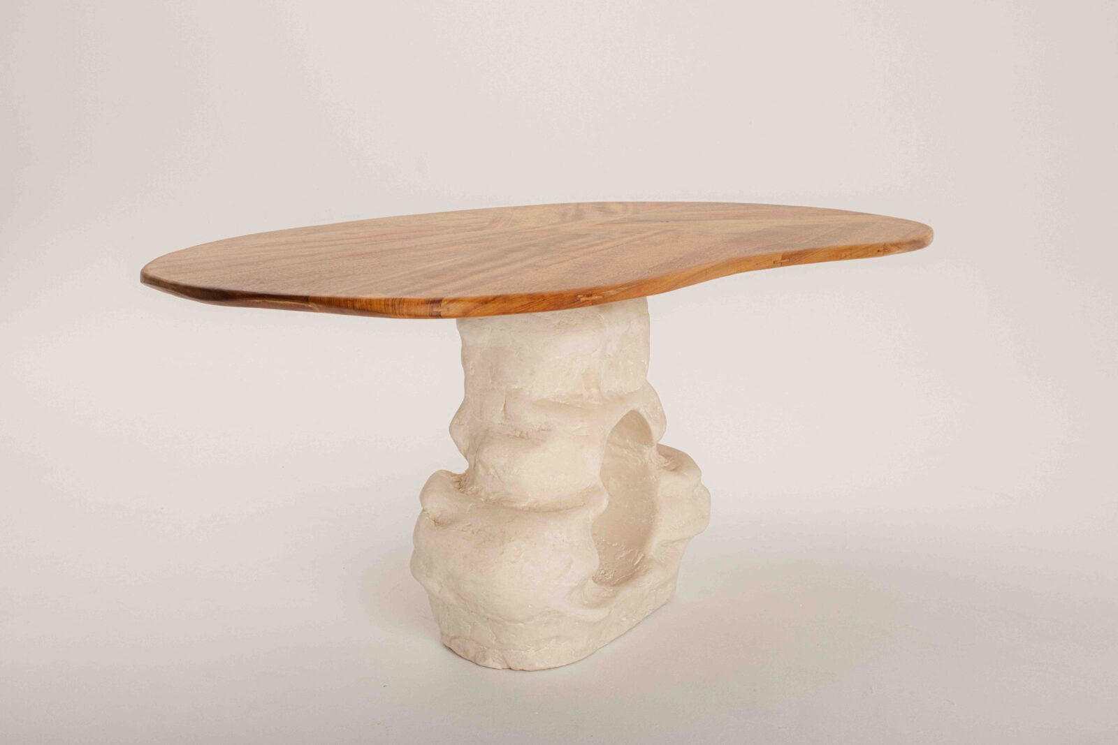 Table by Igor Louis de Kerchove