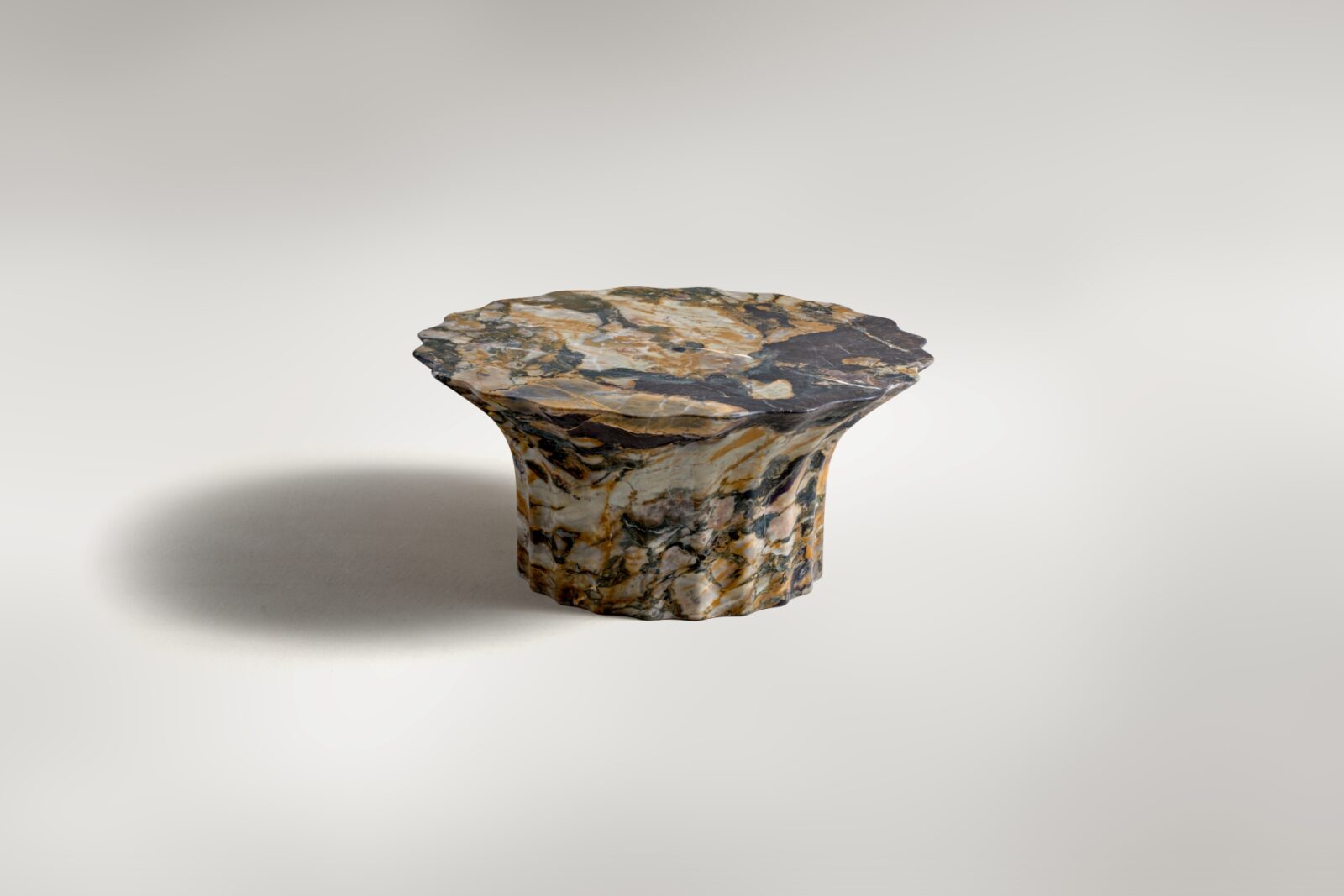 Aphaia coffiee table
