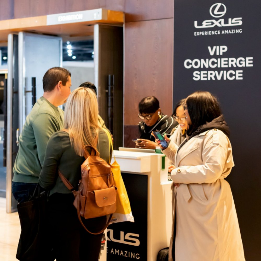 "Lexus Lounge"
