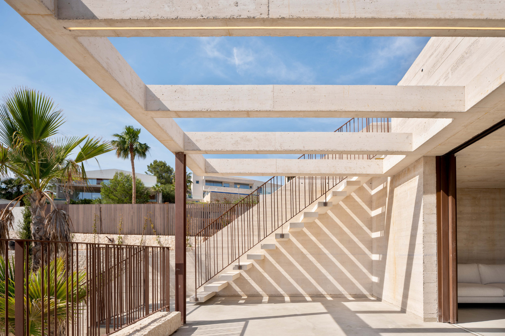 Monolith by Minimal studio