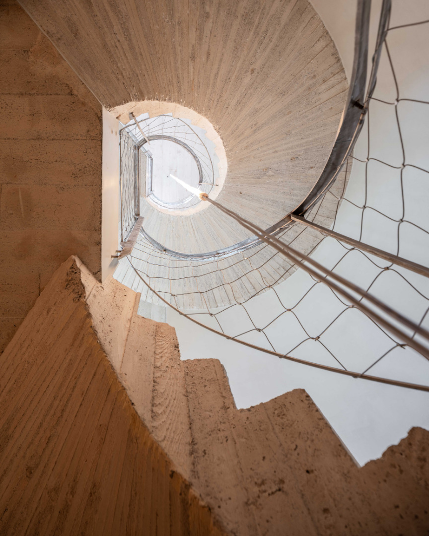 Monolith by Minimal studio