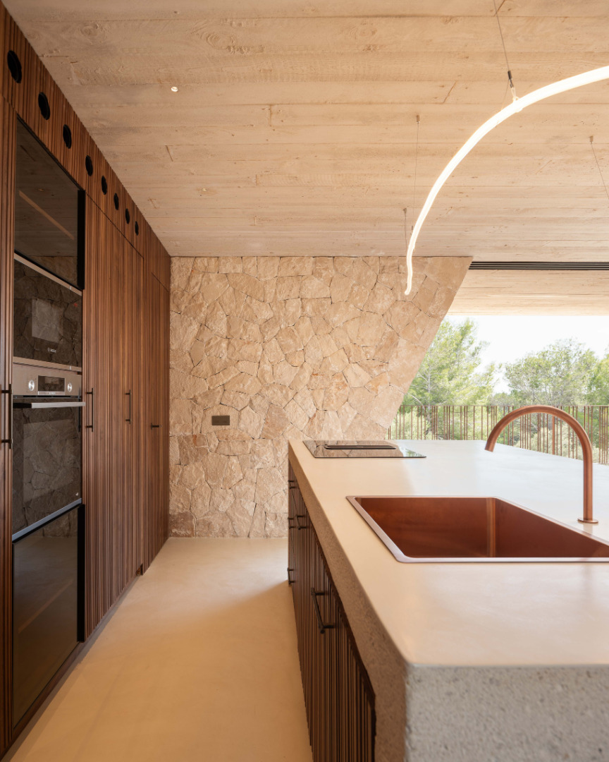 Monolith by Minimal studio