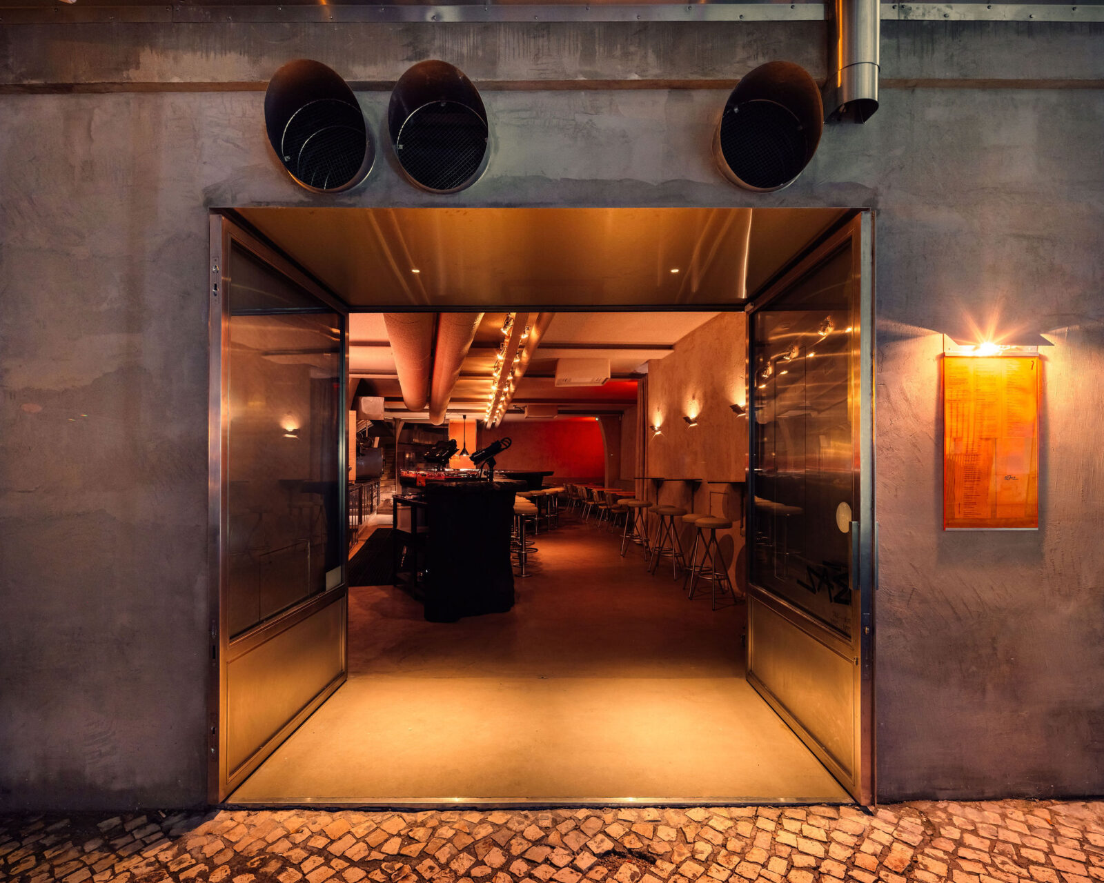 BAZ Restaurant in Lisbon by XXXI.studio