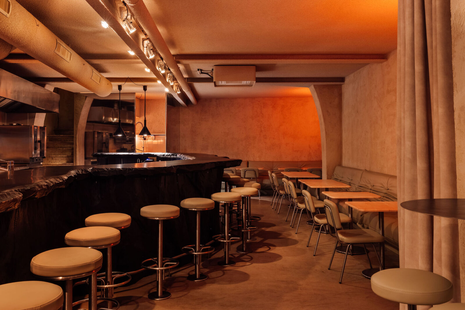 BAZ Restaurant in Lisbon by XXXI.studio