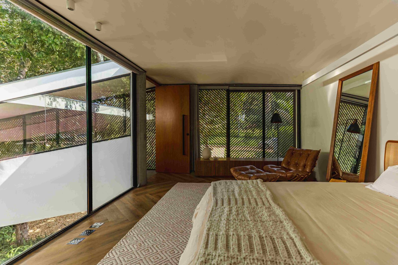 Ascendente House in Brazil by TETRO Arquitetura