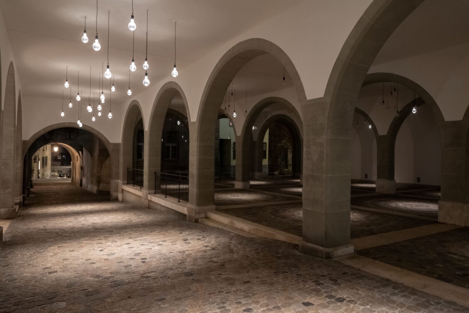 Market Hall in Burgdorf glass pendant lights by Luminum GmbH