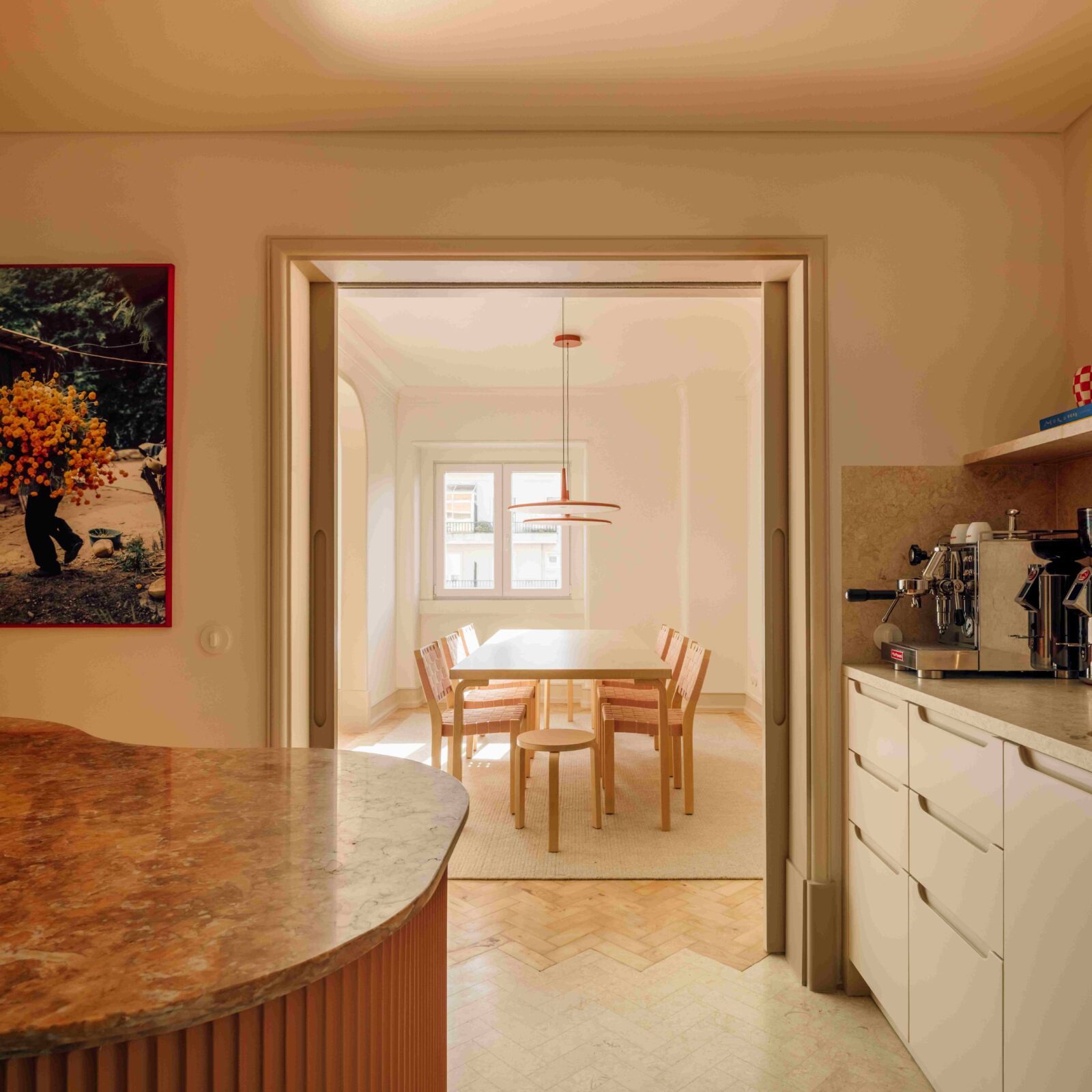 Casa da Moeda Apartment in Lisbon by Aurora Arquitectos