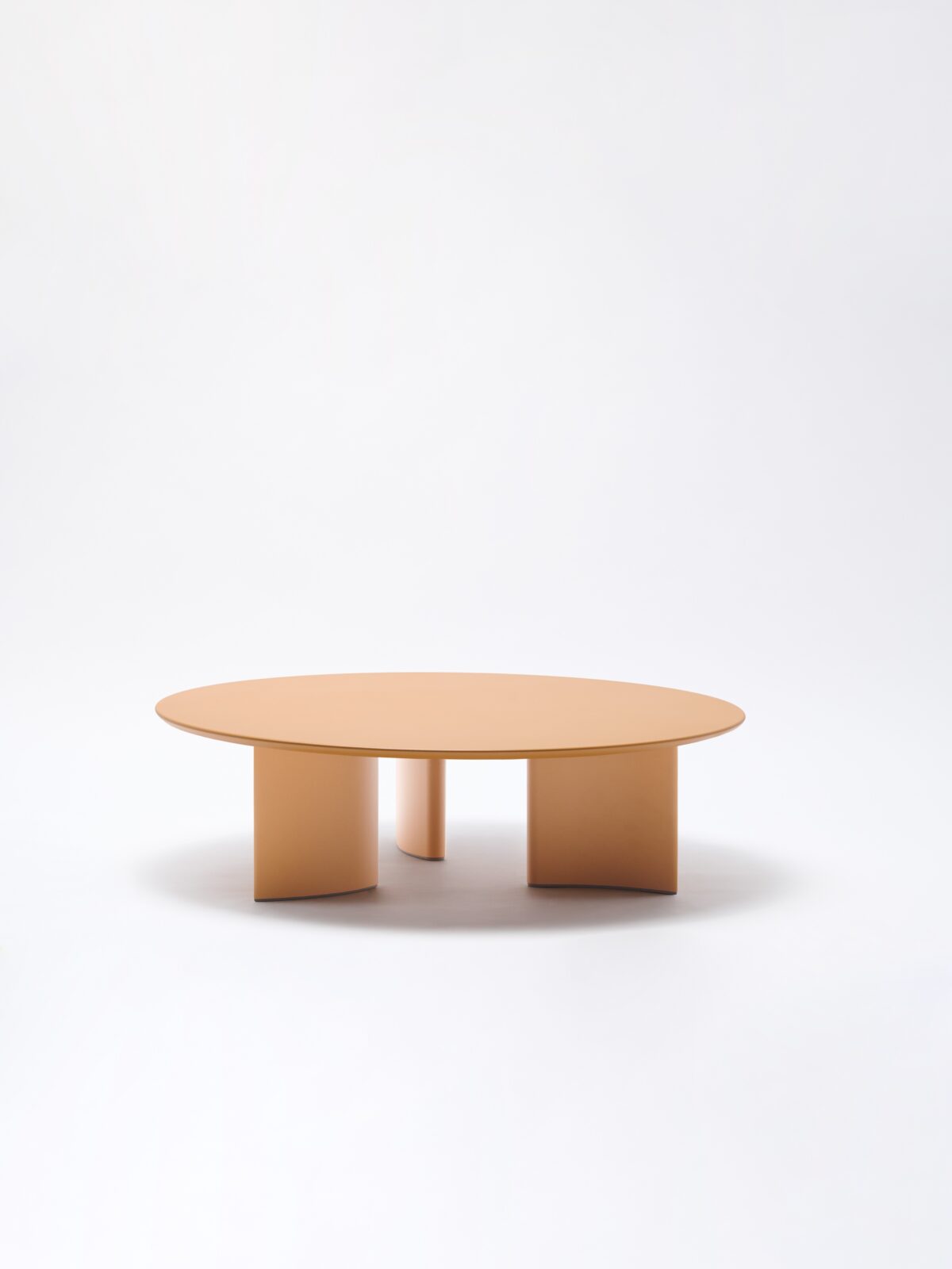 Fast's Naca outdoor table collection