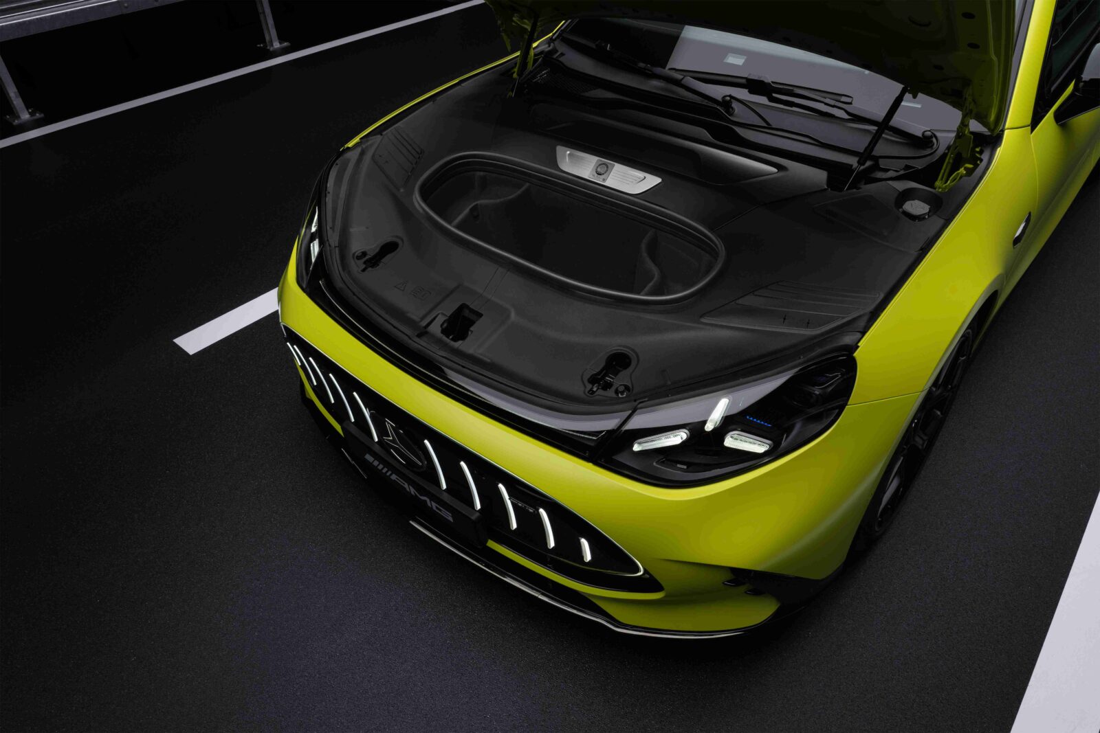 Mercedes-AMG releases the new electric GT 4-Door Coupé, available in two versions: the Mercedes-AMG GT 63 4-Door Coupé 4MATIC+ and the Mercedes-AMG GT 55 4-Door Coupé 4MATIC+