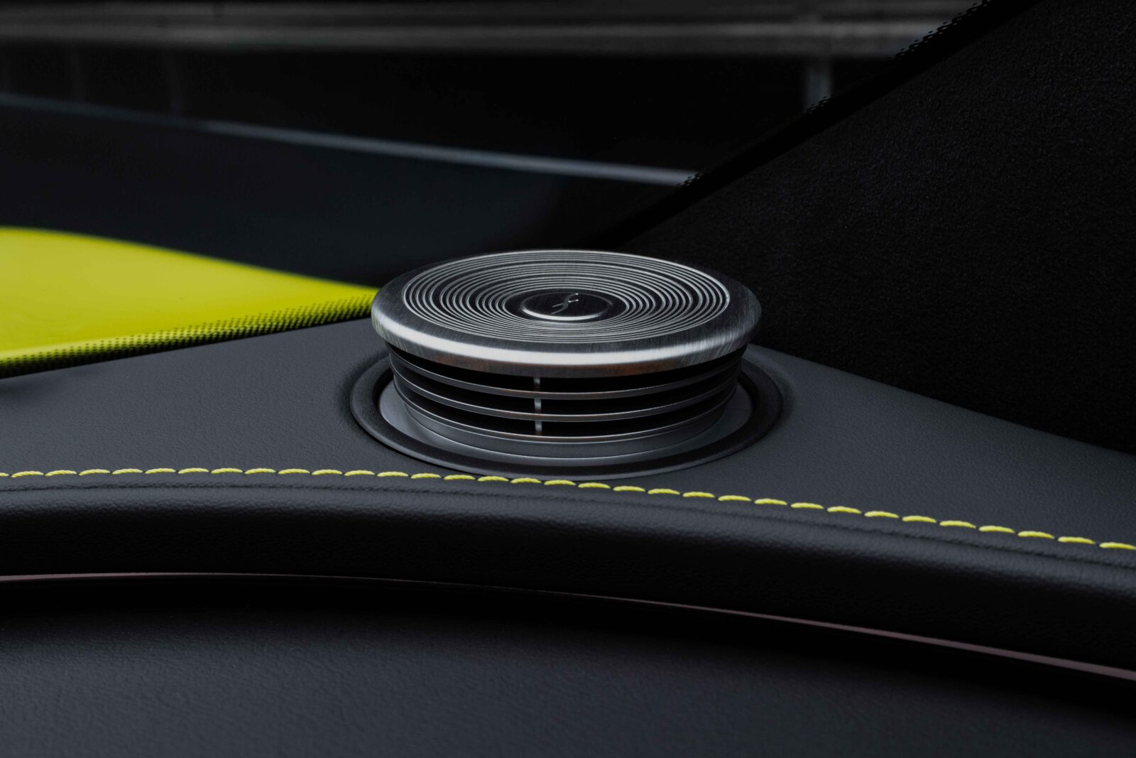Mercedes-AMG releases the new electric GT 4-Door Coupé, available in two versions: the Mercedes-AMG GT 63 4-Door Coupé 4MATIC+ and the Mercedes-AMG GT 55 4-Door Coupé 4MATIC+