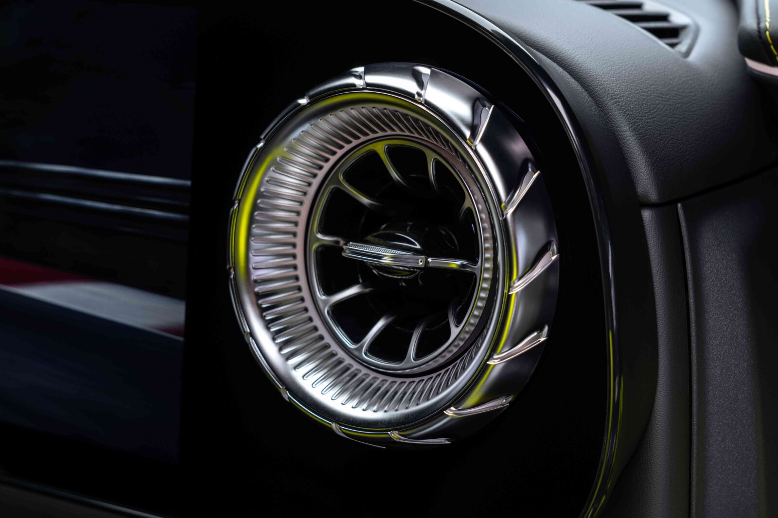 Mercedes-AMG releases the new electric GT 4-Door Coupé, available in two versions: the Mercedes-AMG GT 63 4-Door Coupé 4MATIC+ and the Mercedes-AMG GT 55 4-Door Coupé 4MATIC+
