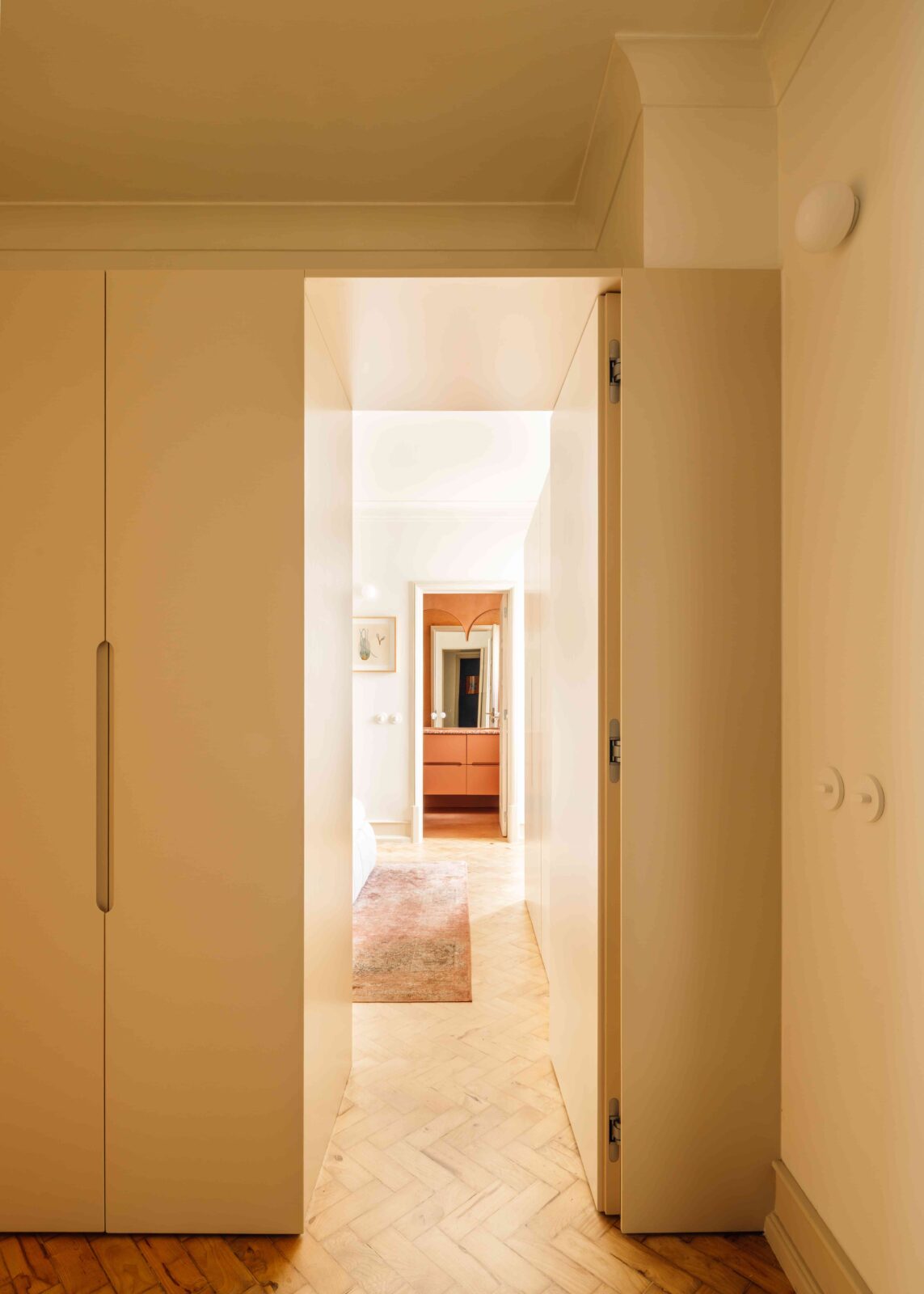 Casa da Moeda Apartment in Lisbon by Aurora Arquitectos