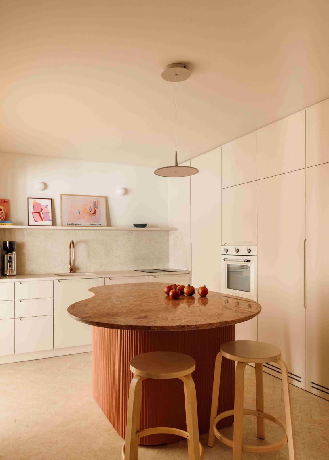 Casa da Moeda Apartment in Lisbon by Aurora Arquitectos