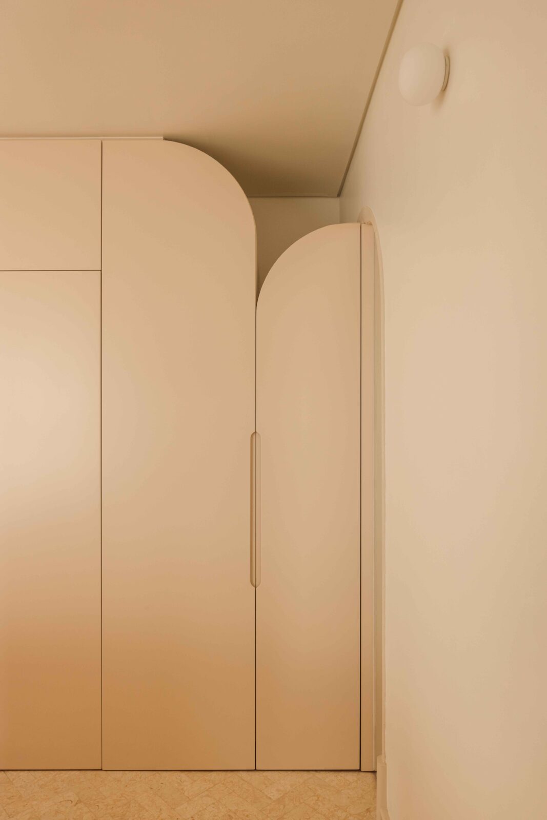 Casa da Moeda Apartment in Lisbon by Aurora Arquitectos
