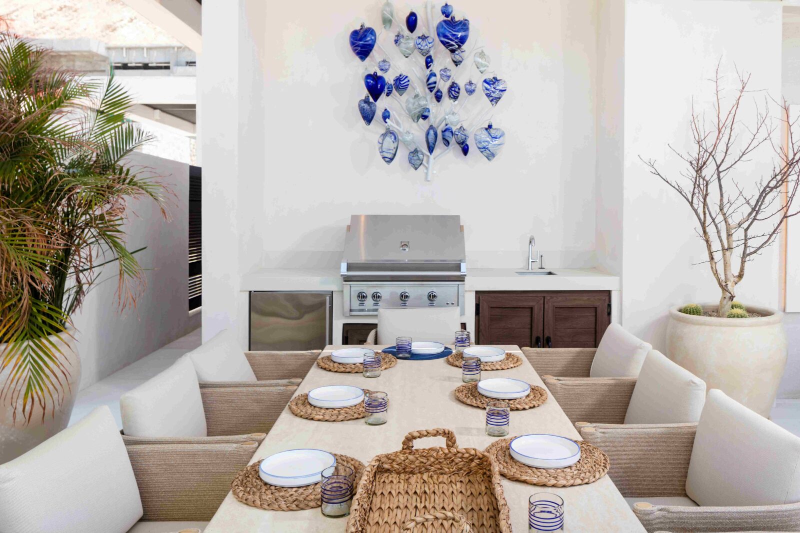 14-C Hillside family vacation house in Los Cabos, Mexico, designed by Progressive Design Firm