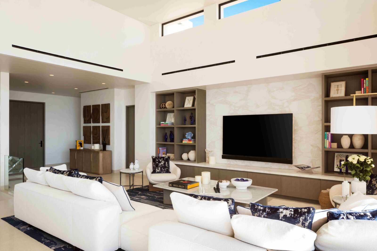 14-C Hillside family vacation house in Los Cabos, Mexico, designed by Progressive Design Firm